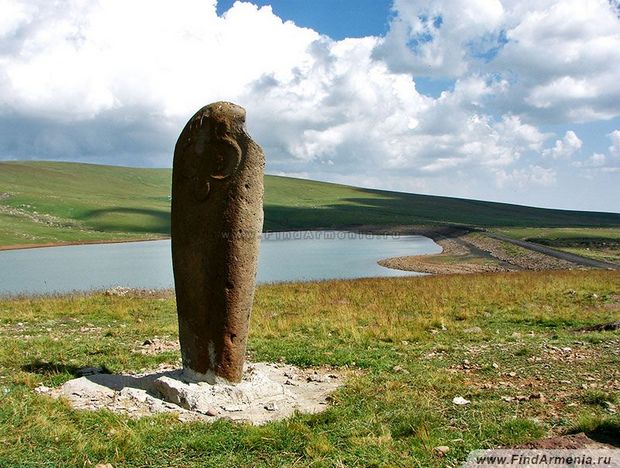 Вишапы - мифологические камни 2