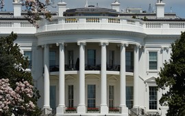 Вашингтон приостанавливает контакты с Москвой