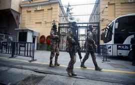 В Турции задержали 13 человек