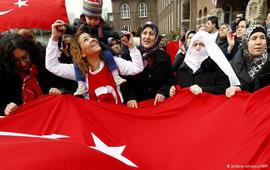 Министр по соцполитике Турции