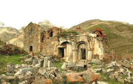 Монастырский комплекс Аратес - Армения