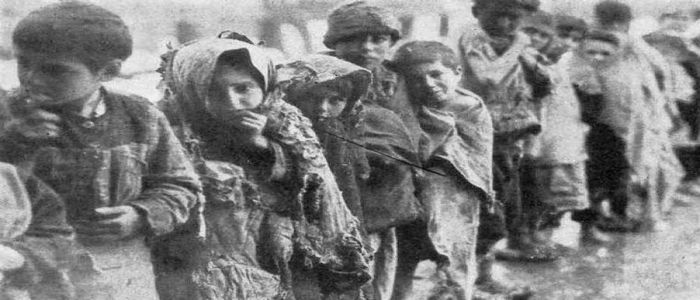 Депортированные армяне. 20 Августа 1876 — резня армян в Турции..
