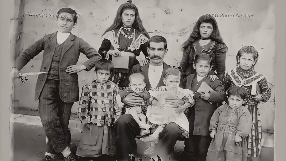 Историческое фото семьи Согомона Тейлиряна