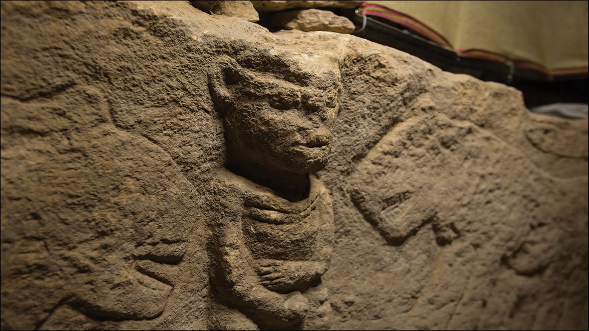 В Исторической Армении в 40 км от Портасара нашли 11000-летний старейший в мире барельеф