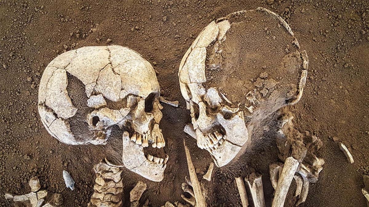 Ромео и Джульетта бронзового века в древней гробнице в Армении