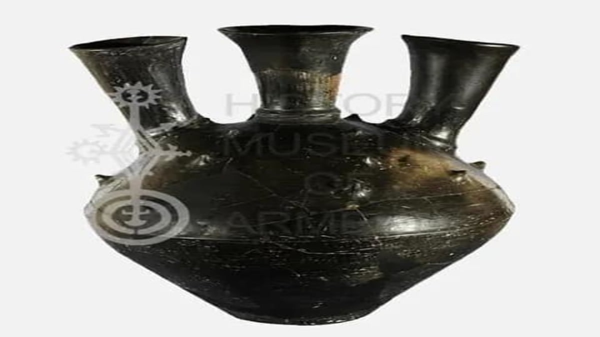 Загадочный кувшин из Древнего Двина: шедевр X-IX веков до нашей эры